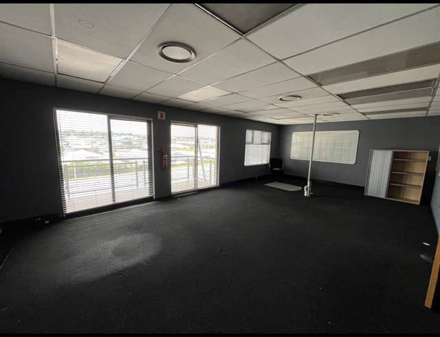 7,487M² WAREHOUSE FOR SALE IN STRIJDOMPARK